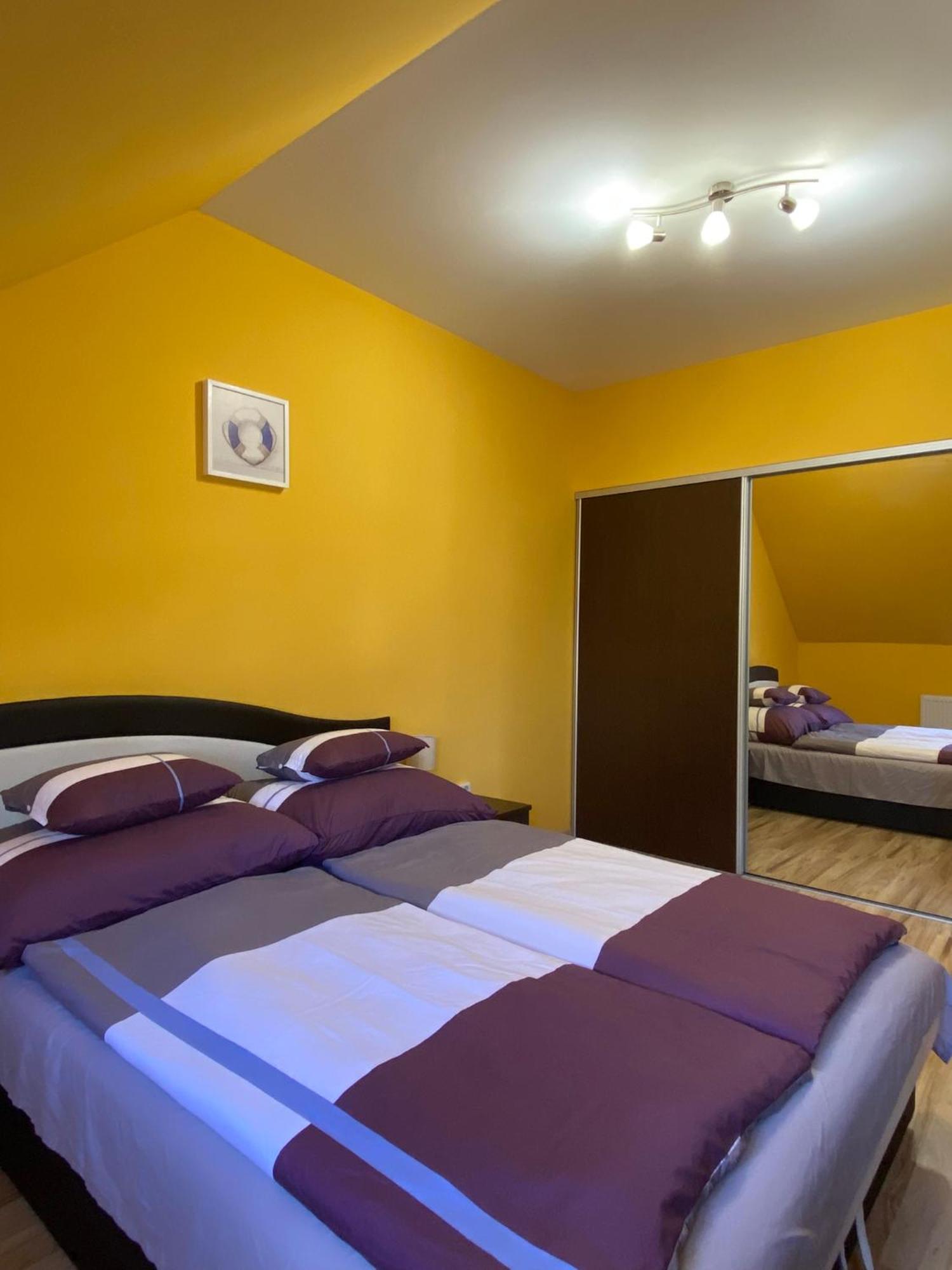 Korall Apartman Балатонфюзфё Экстерьер фото